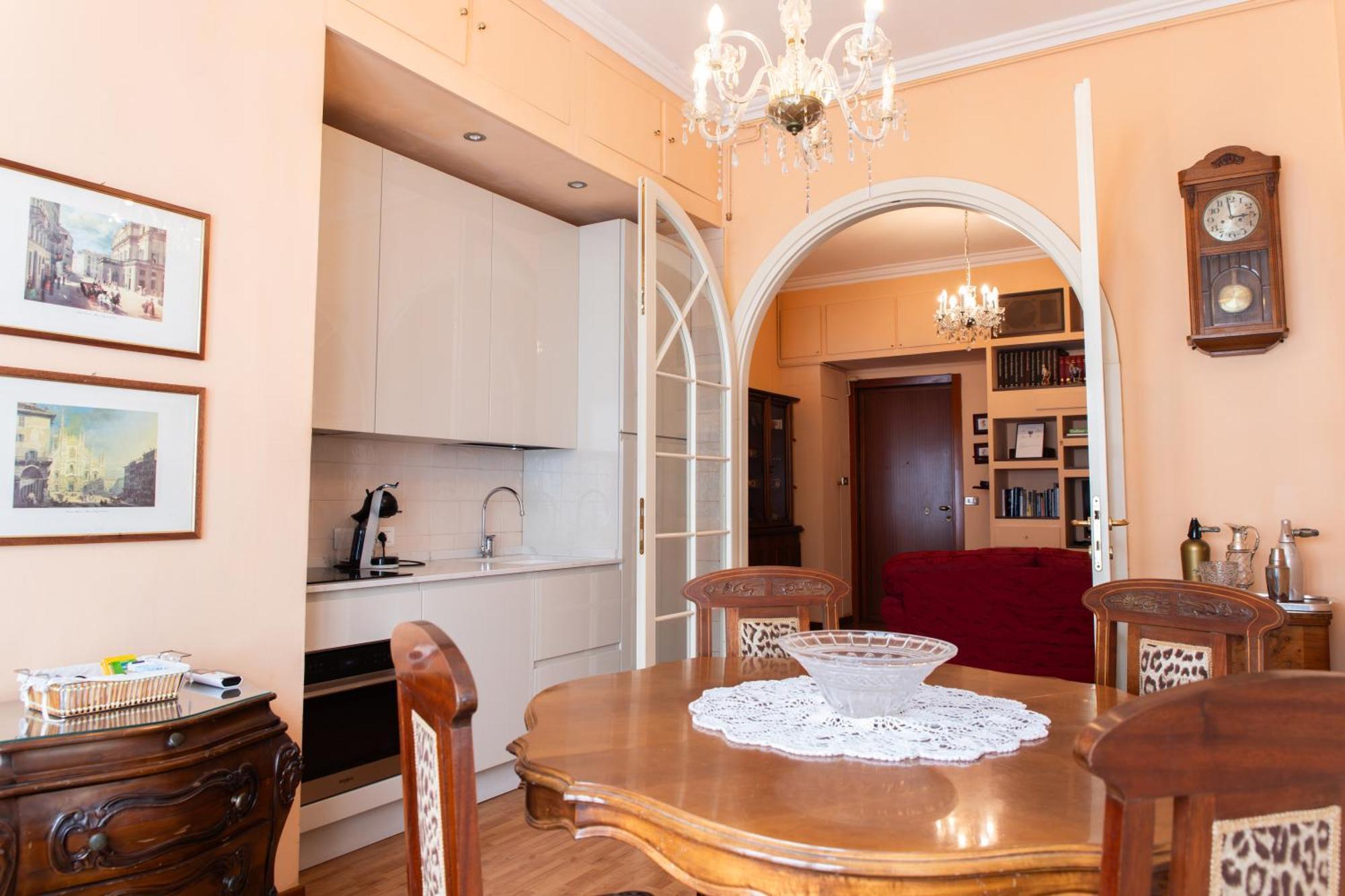 Duomo Walking Distance Elegant Flat With View Apartment มิลาน ภายนอก รูปภาพ
