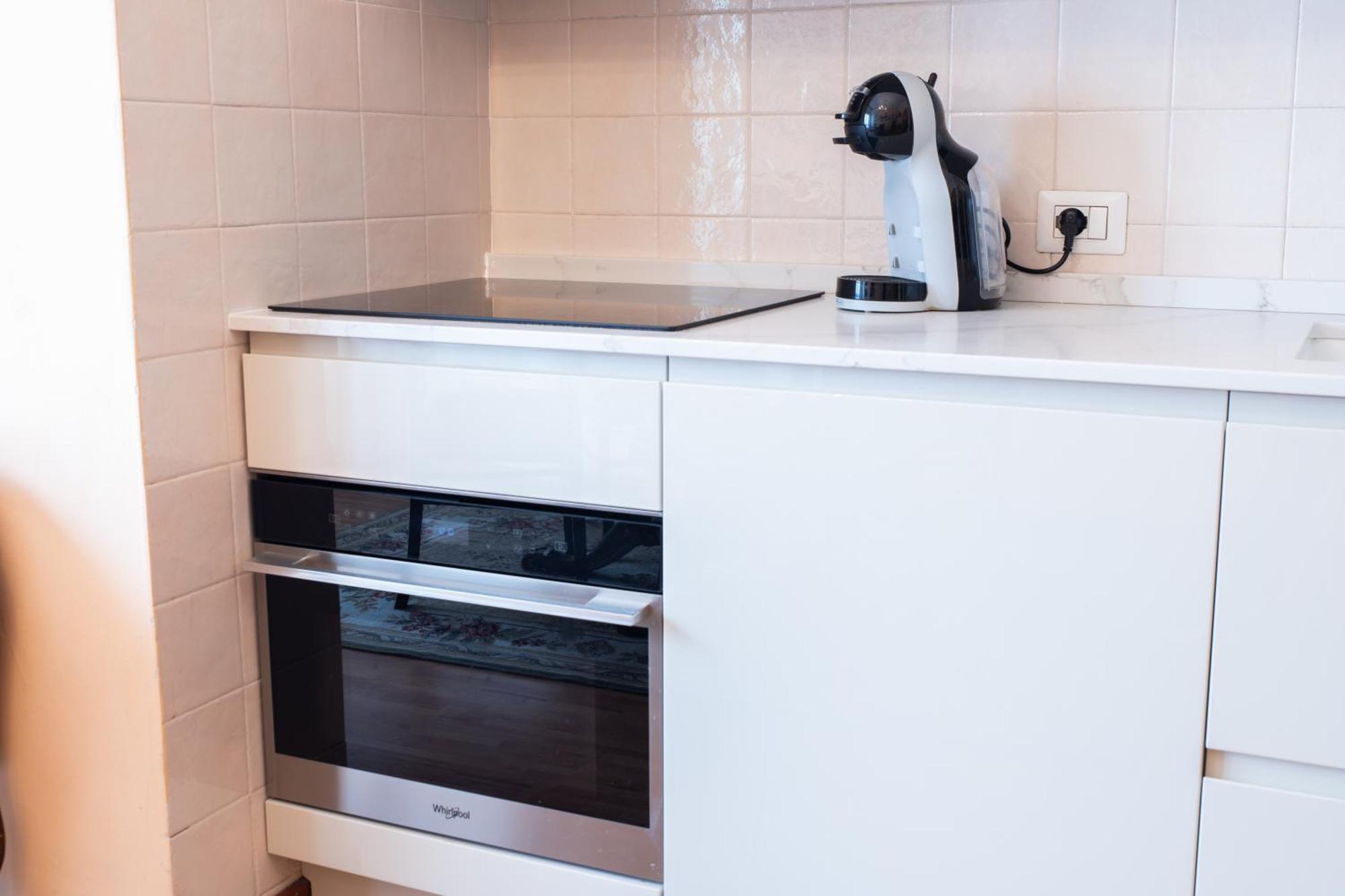 Duomo Walking Distance Elegant Flat With View Apartment มิลาน ภายนอก รูปภาพ